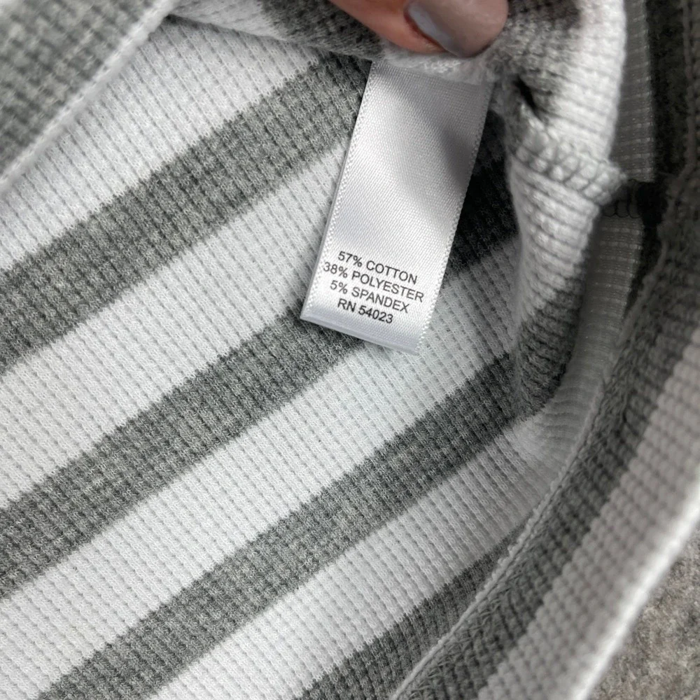 Banana Republic Waffle Knit Thermal Shirt Mens Large Grey White Striped